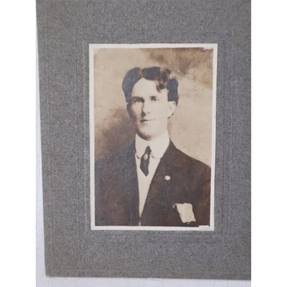 5 Victorian Photographs on Board Men Women Portrait Vintage Black White Picture - Picture 4 of 6